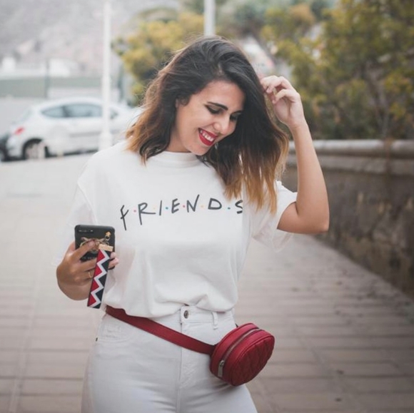 Plus size too! FRIENDS letter graphic tee shirt - Picture 3 of 6